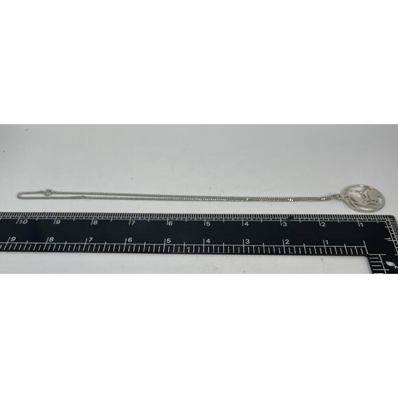 Creed STERLING SILVER Religious Virgin Mary & Child Pendant Necklace - 18” - Picture 13 of 14